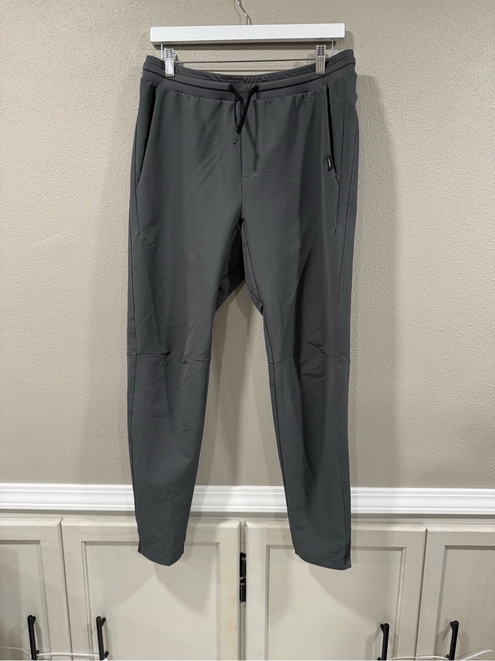 UNRL Performance Pant - Picture 2 of 4